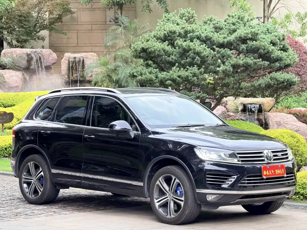 Volkswagen Touareg 2018 — фото 17