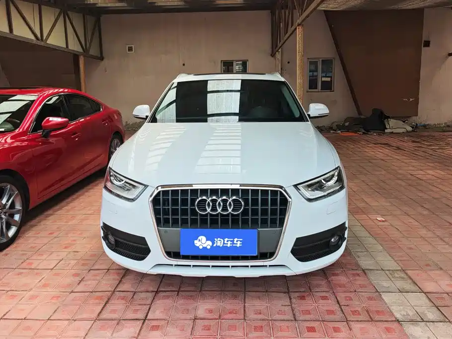 Audi Q3 2015