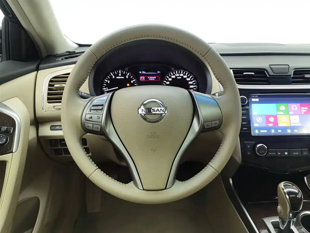 Nissan Teana 2015 — фото 11