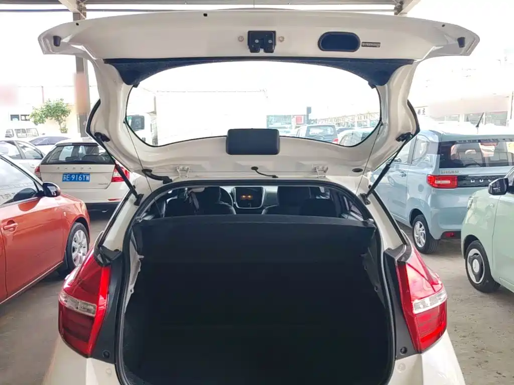 Toyota Vios FS 2018 — фото 19