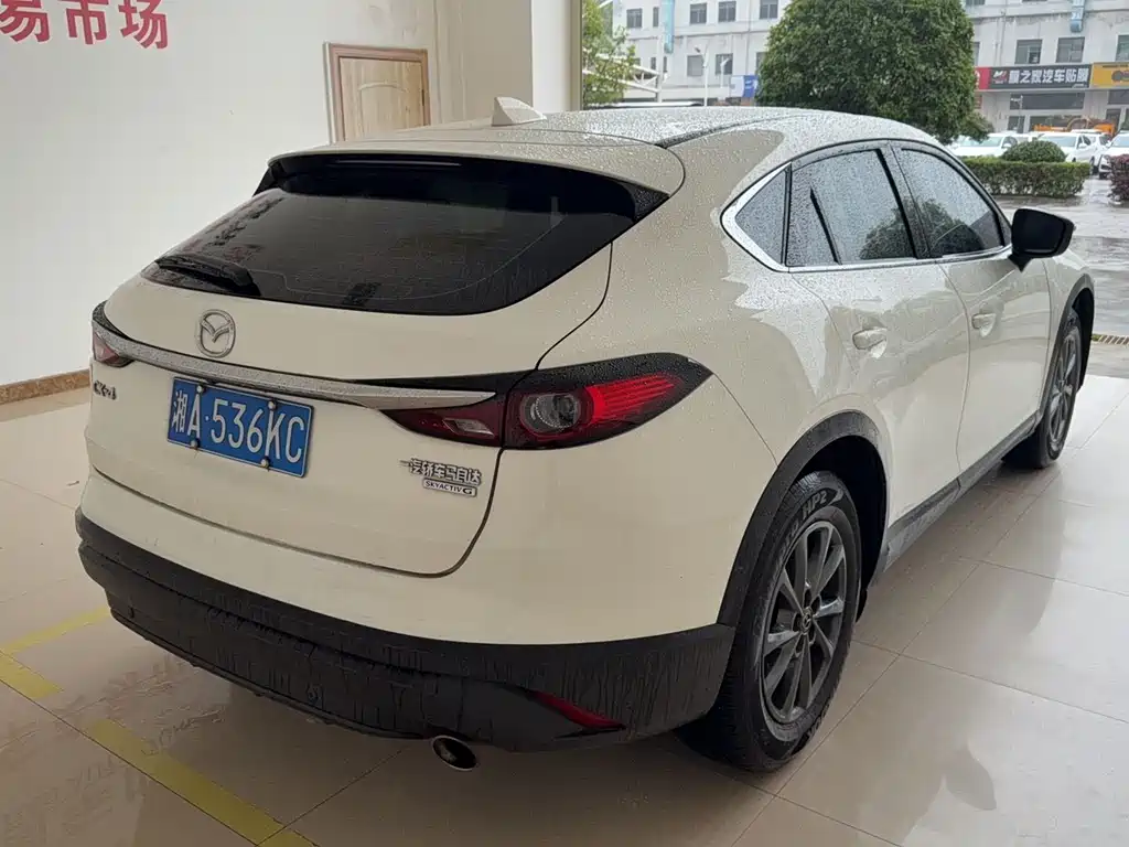 Mazda CX-4 2021