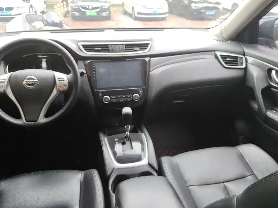 Nissan X-Trail 2015 — фото 12