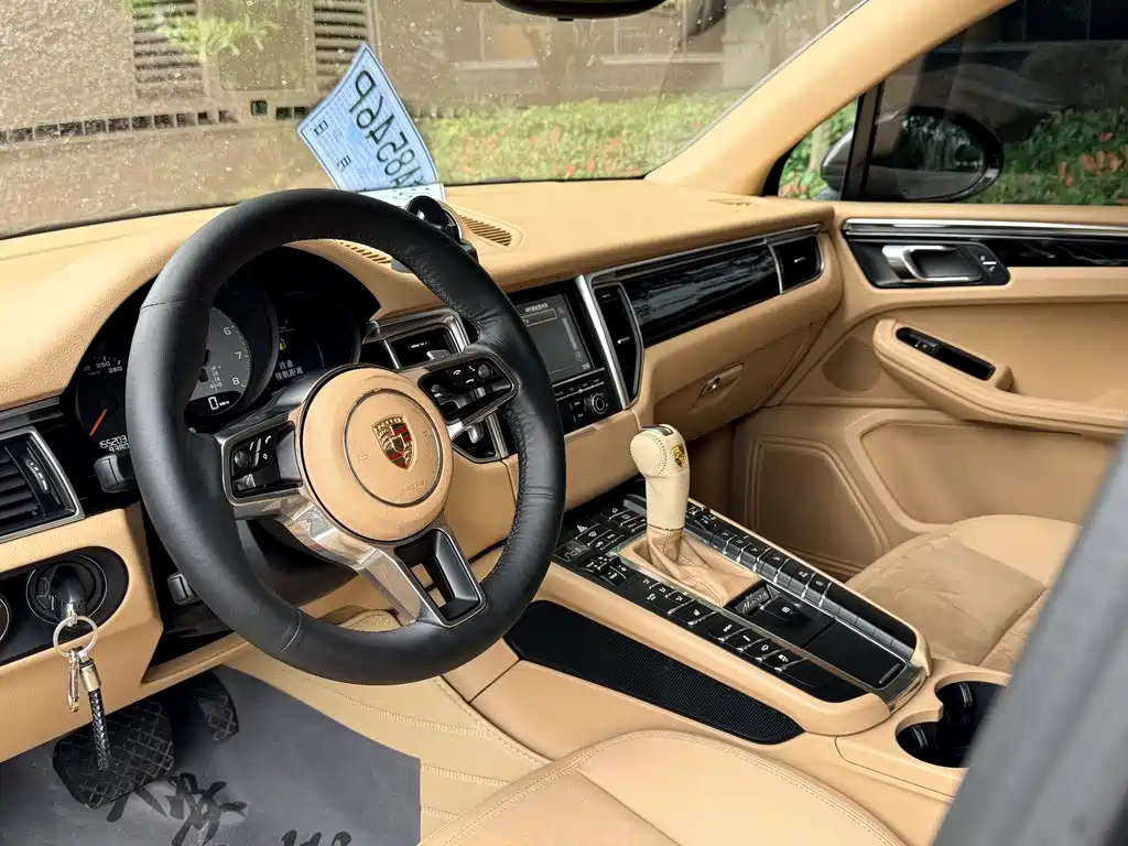 Porsche Macan 2015 — фото 4