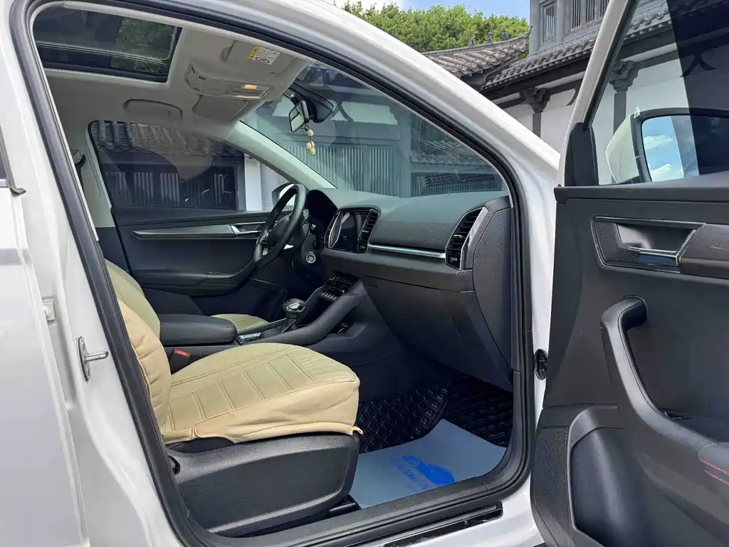 Skoda Korok 2022 — фото 12