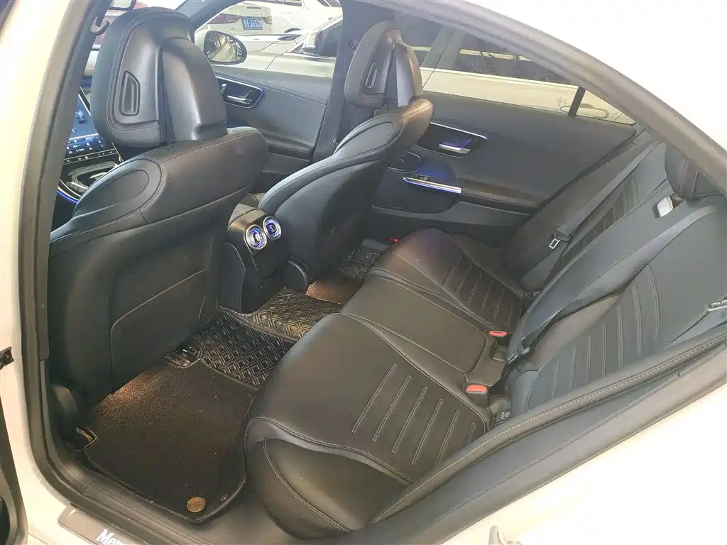 Mercedes-Benz C-Class 2022 — фото 17