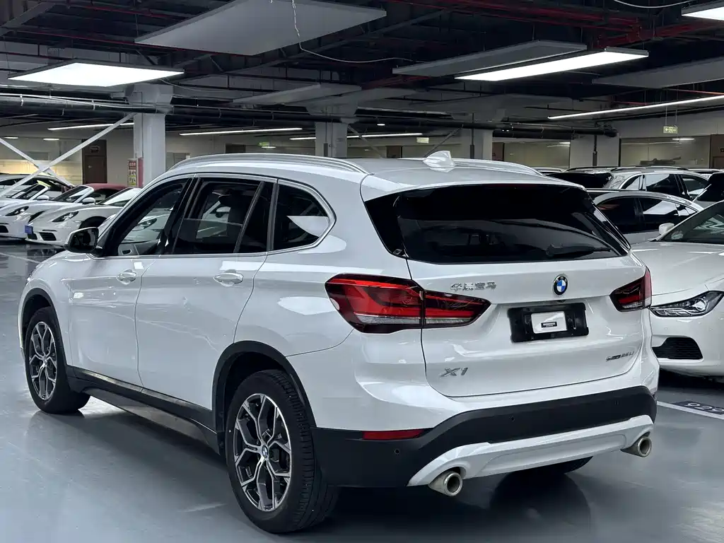 BMW X1 2022 — фото 12