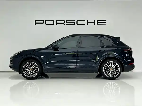 Porsche Cayenne 2023