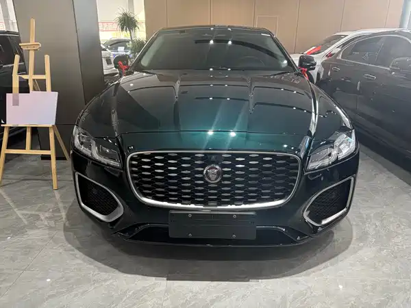 Jaguar XFL 2021