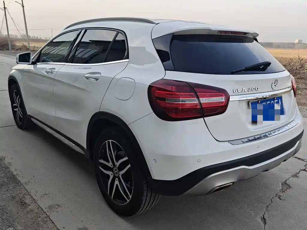Mercedes-Benz GLA 2018 — фото 4