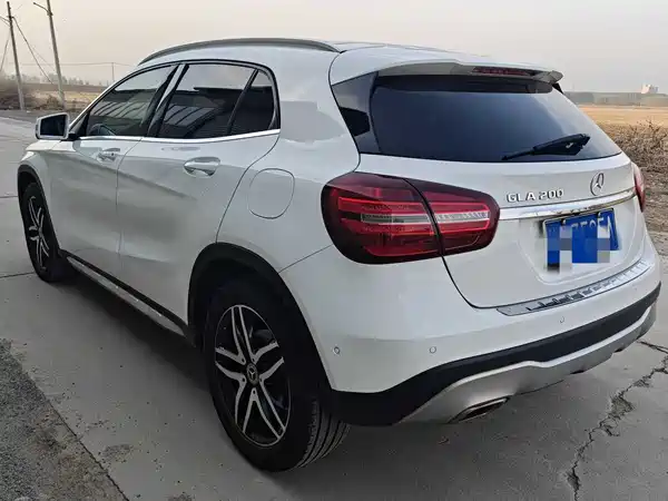 Mercedes-Benz GLA 2017