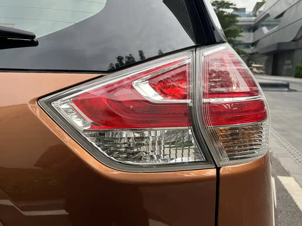 Nissan X-Trail 2014 — фото 10