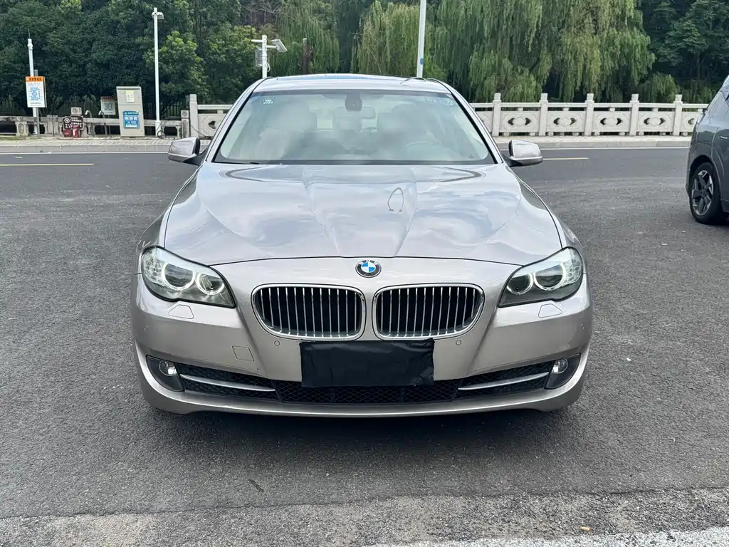 BMW 5 Series 2012 — фото 2