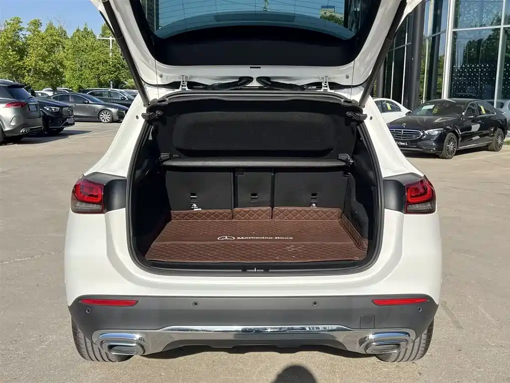 Mercedes-Benz GLA 2021 — фото 9