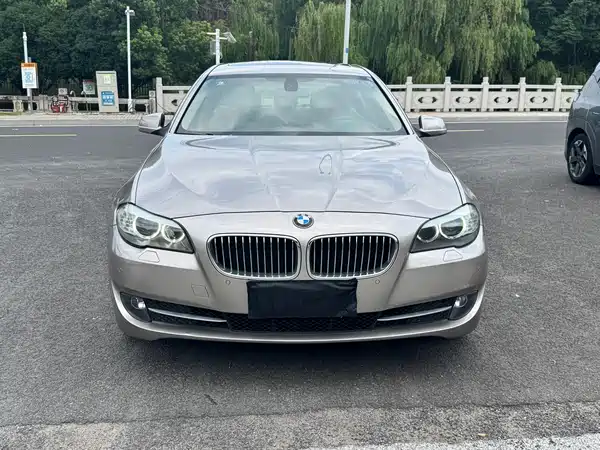 BMW 5 Series 2012
