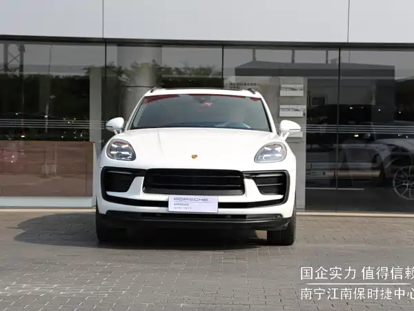 Porsche Macan 2024
