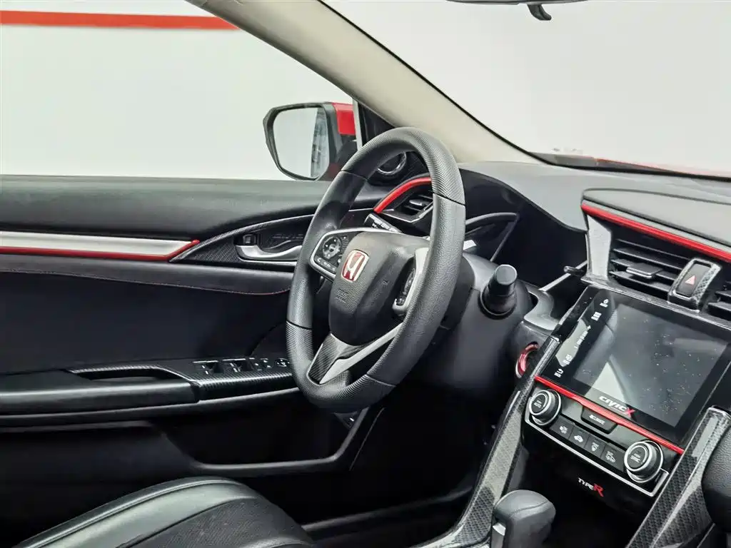 Honda Civic 2018 — фото 22