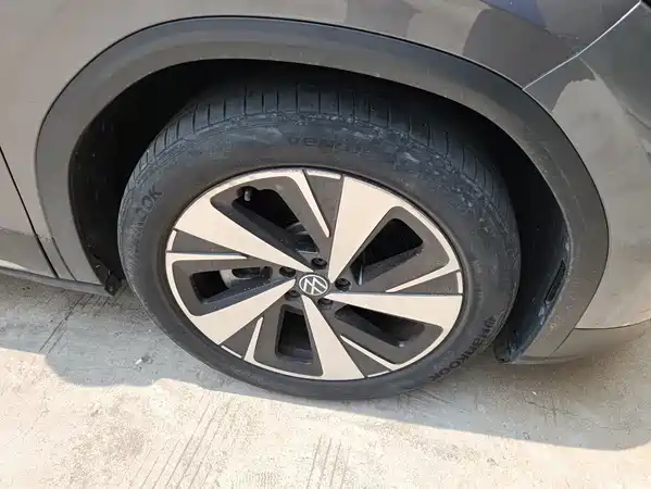 Volkswagen ID.6 2022