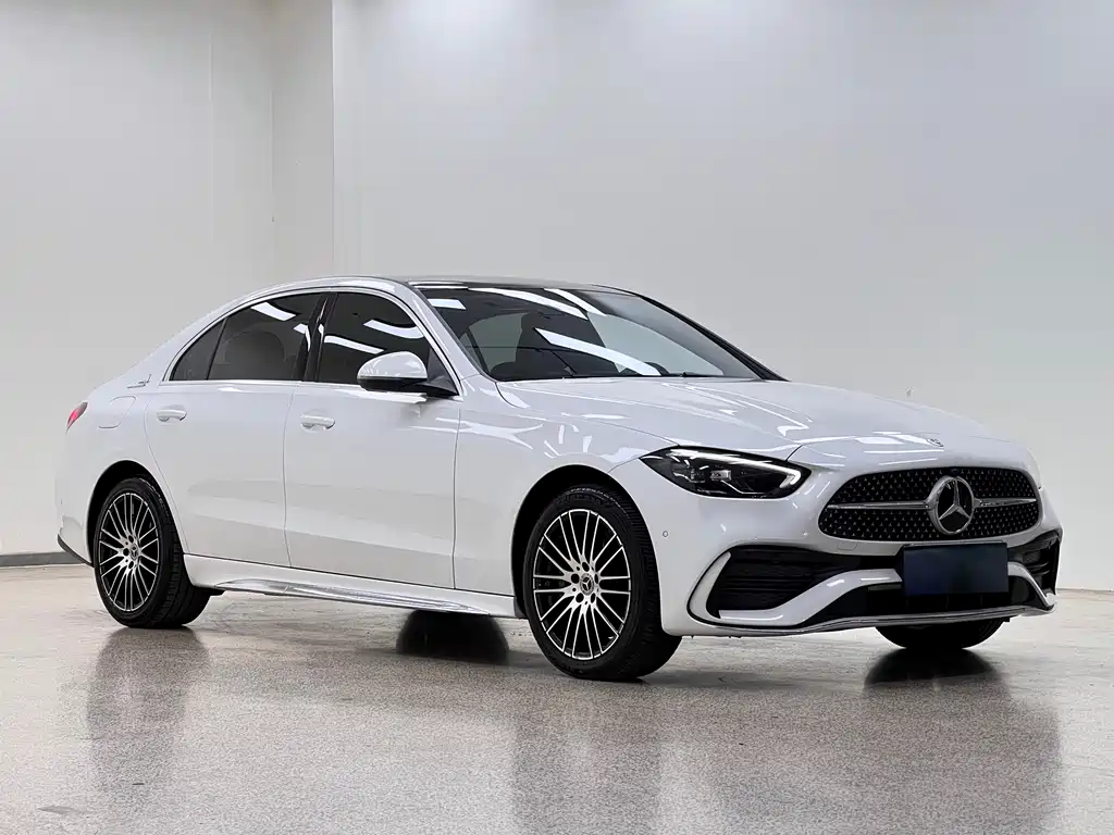 Mercedes-Benz C-Class 2022 — фото 4