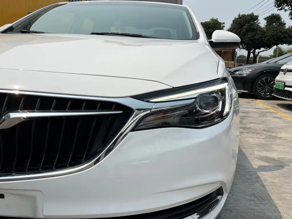 Buick Excelle 2021 — фото 10