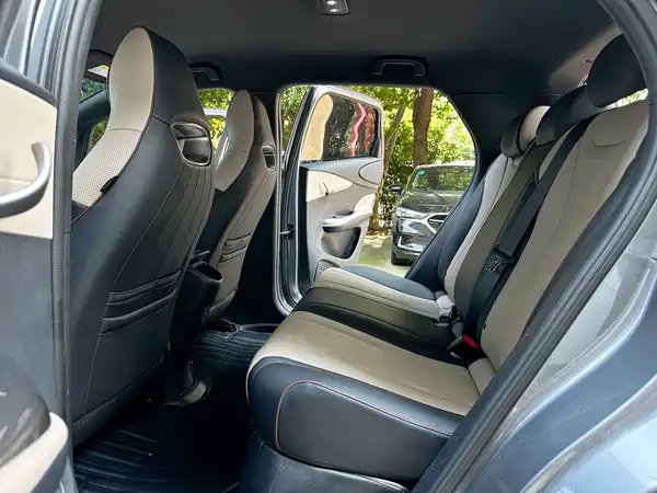BYD Dolphin 2023
