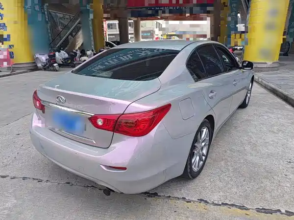 Infiniti Q50L 2016