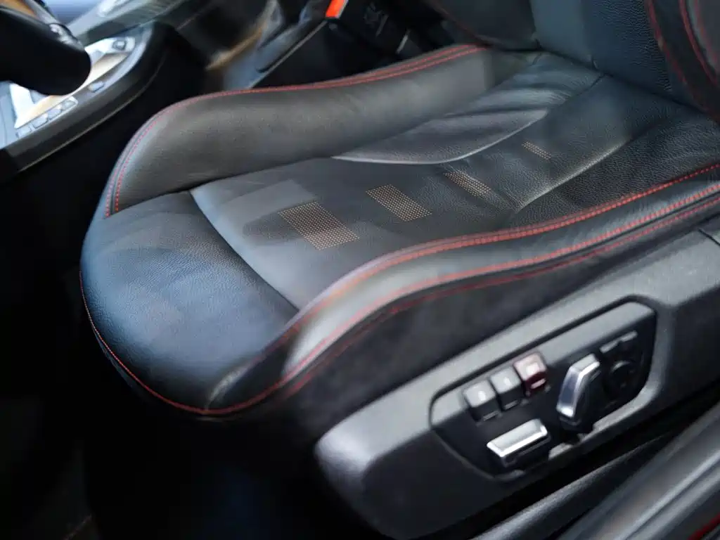 BMW M2 2020 — фото 13