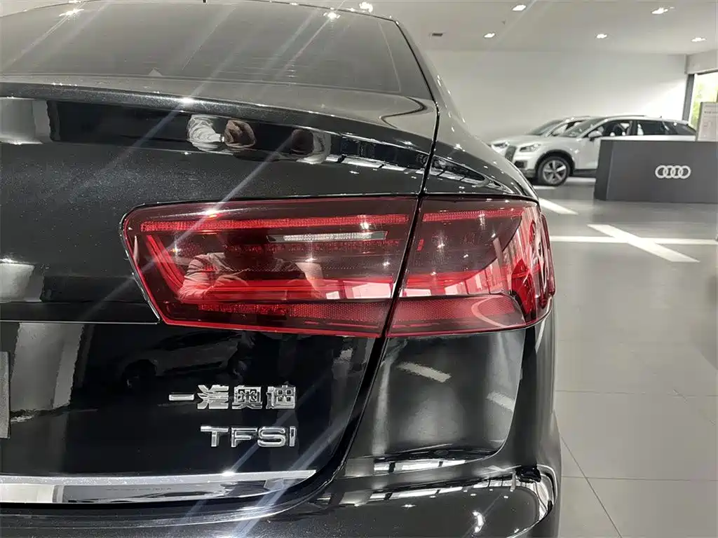 Audi A6L 2016 — фото 13