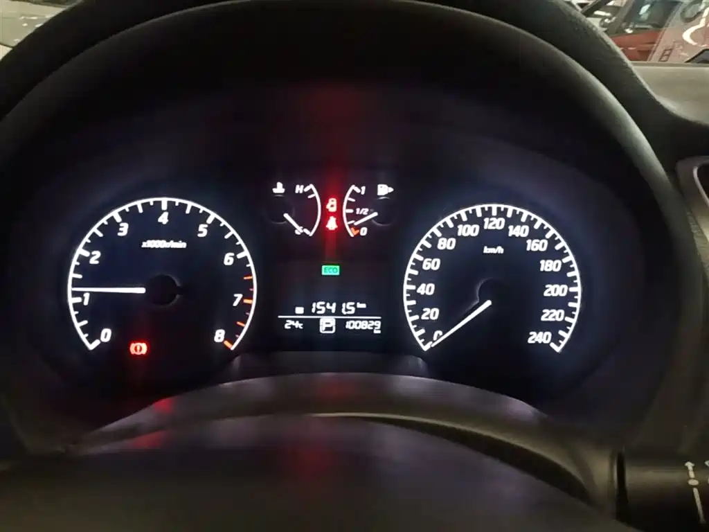 Nissan Sylphy 2015 — фото 12