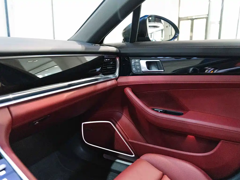 Porsche Panamera 2022 — фото 19