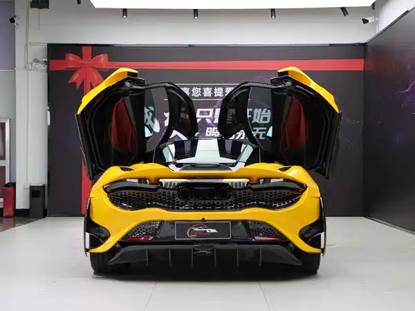 McLaren 720S 2020