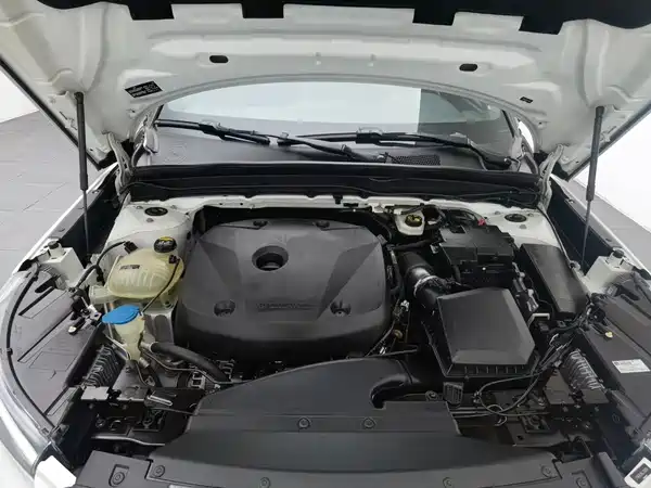 Volvo XC40 2020