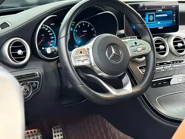 Mercedes-Benz C-Class 2021