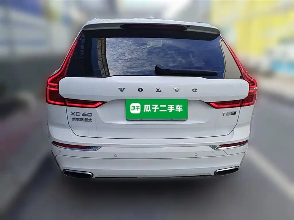 Volvo XC60 2020 — фото 10