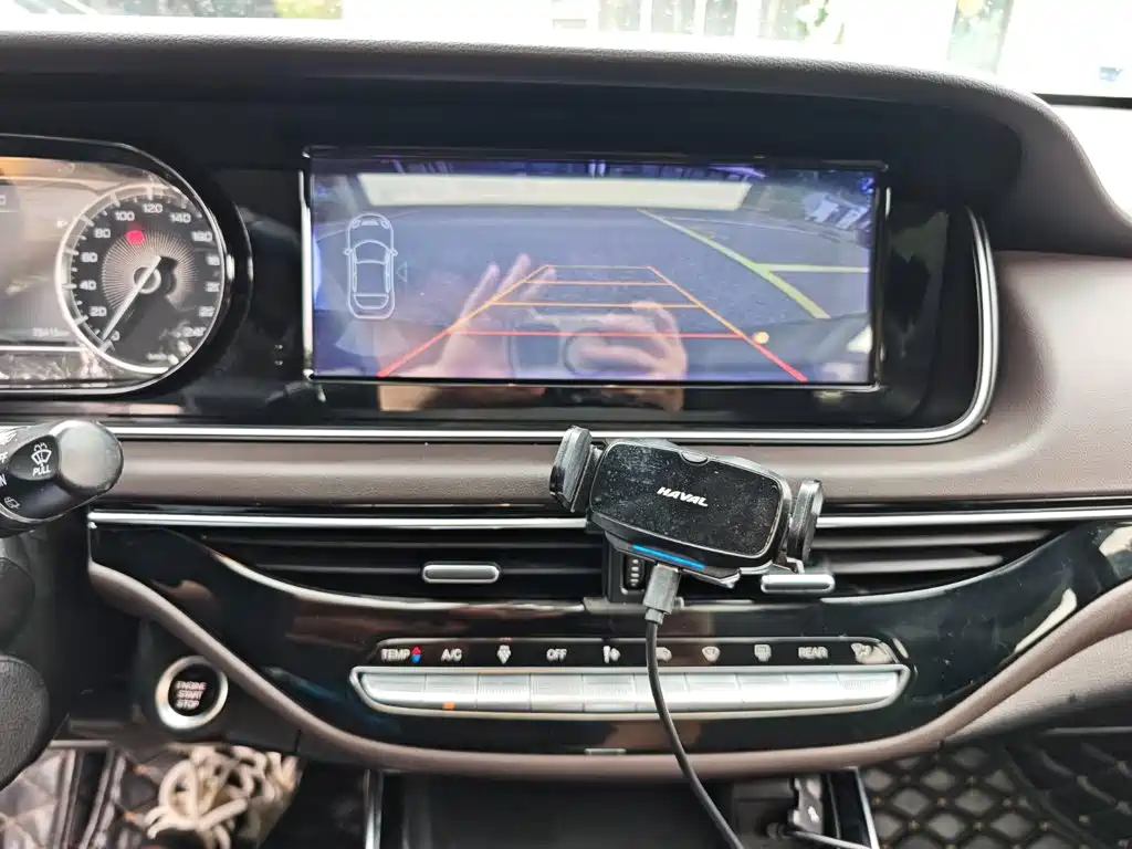 GAC Trumpchi M6 2019 — фото 15