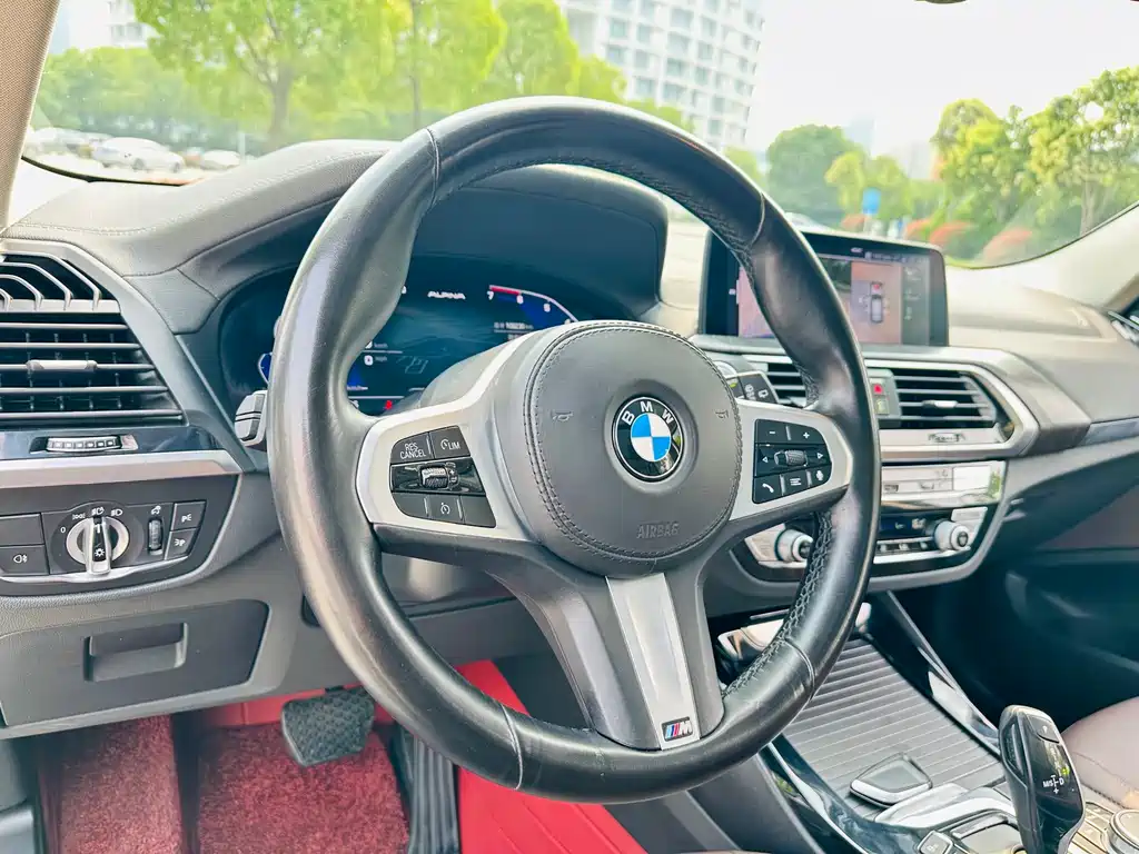 BMW X3 2020 — фото 12