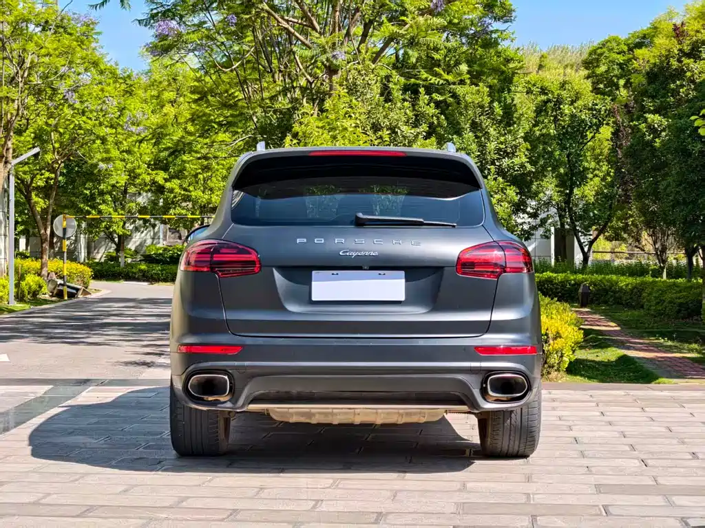 Porsche Cayenne 2016 — фото 4