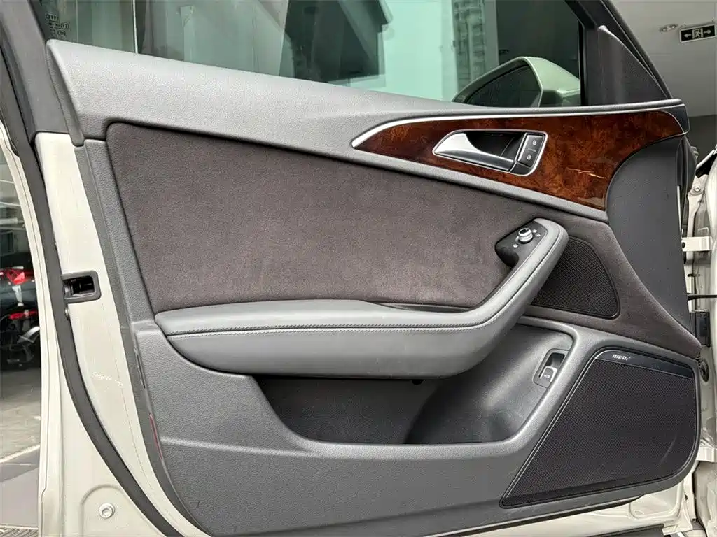 Audi A6L 2016 — фото 15