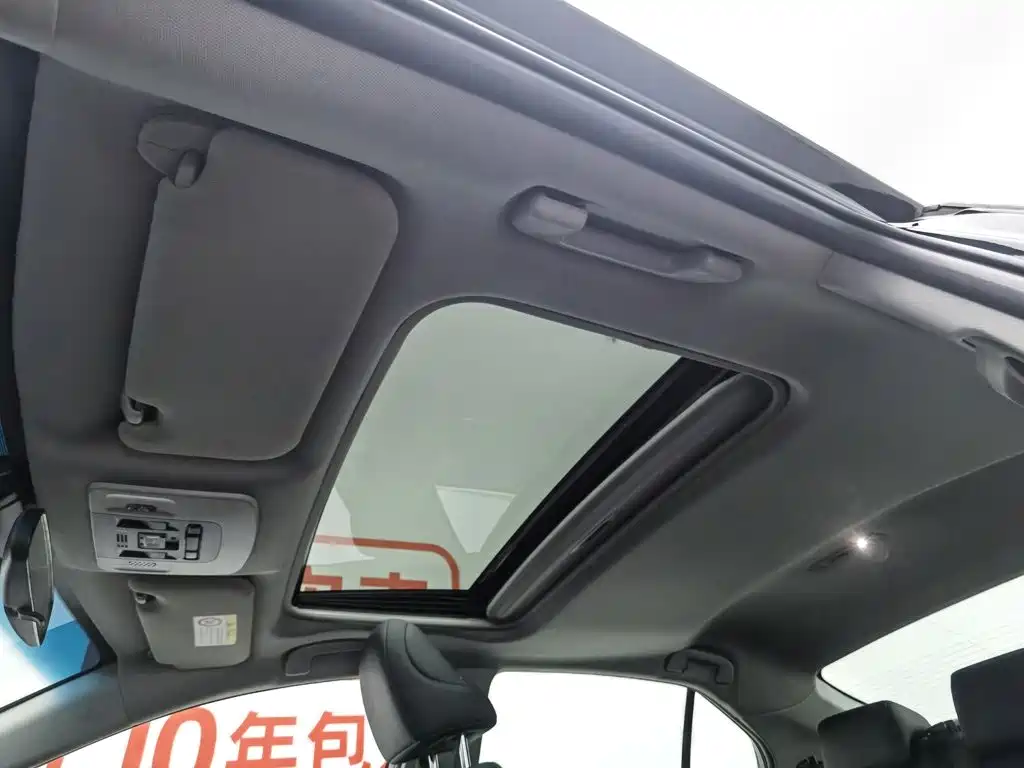 Toyota Camry 2022 — фото 14