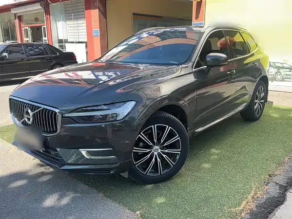 Volvo XC60 2021
