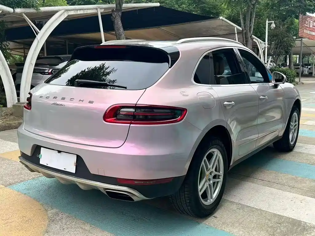 Porsche Macan 2018 — фото 10