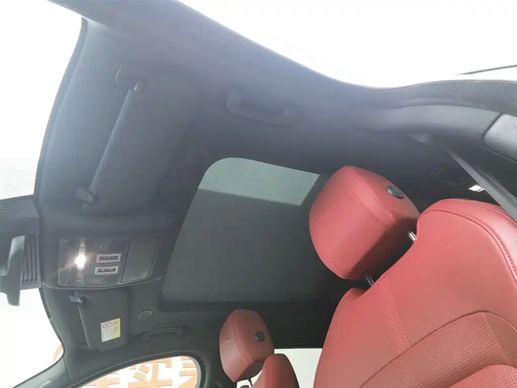 Jaguar F-PACE 2021 — фото 14