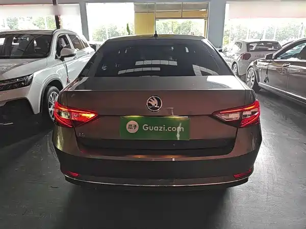 Skoda Superb 2019