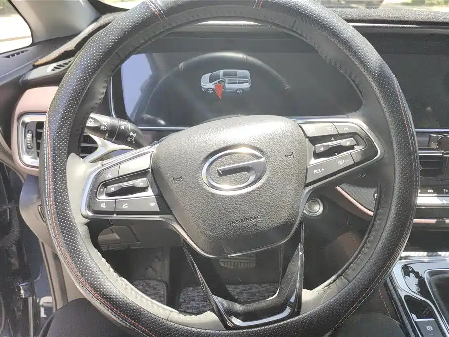 GAC Motor Trumpchi M6 2023 — фото 15
