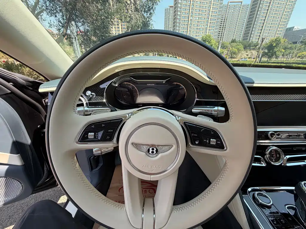 Bentley Flying Spur 2022 — фото 12