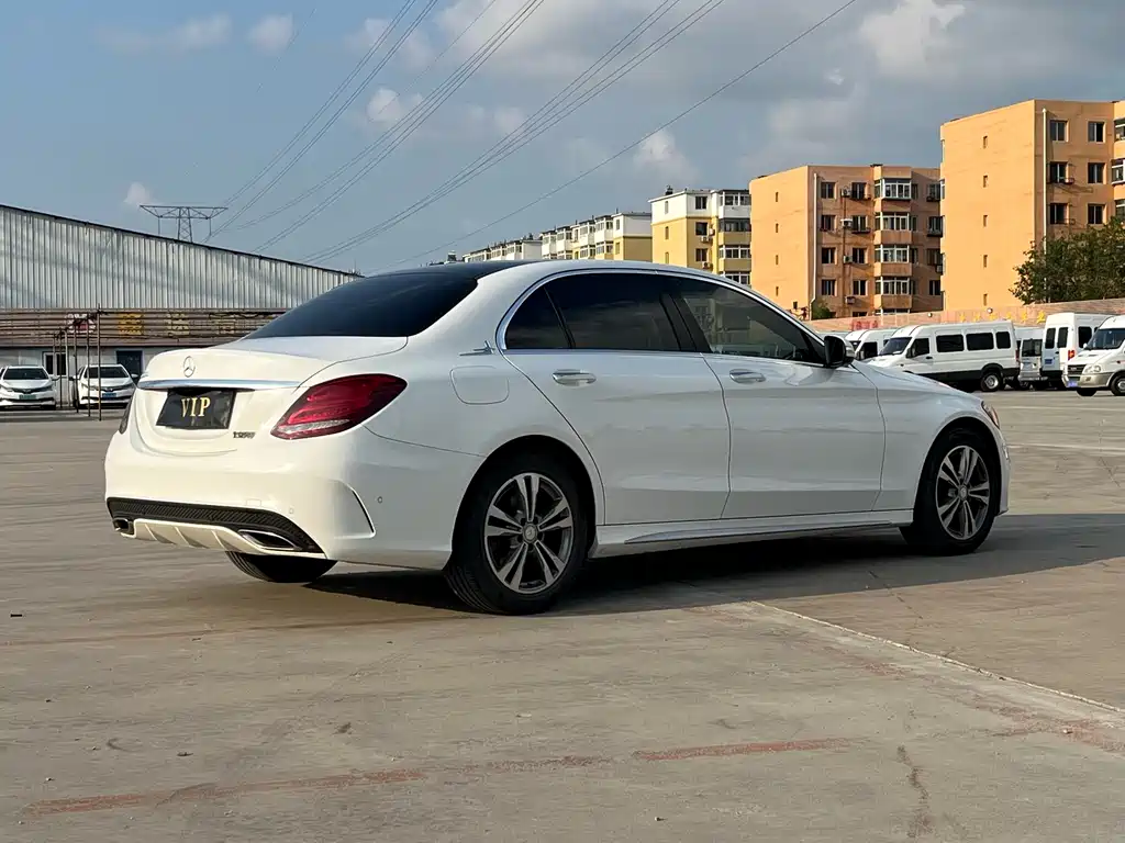 Mercedes-Benz C-Class 2017 — фото 9