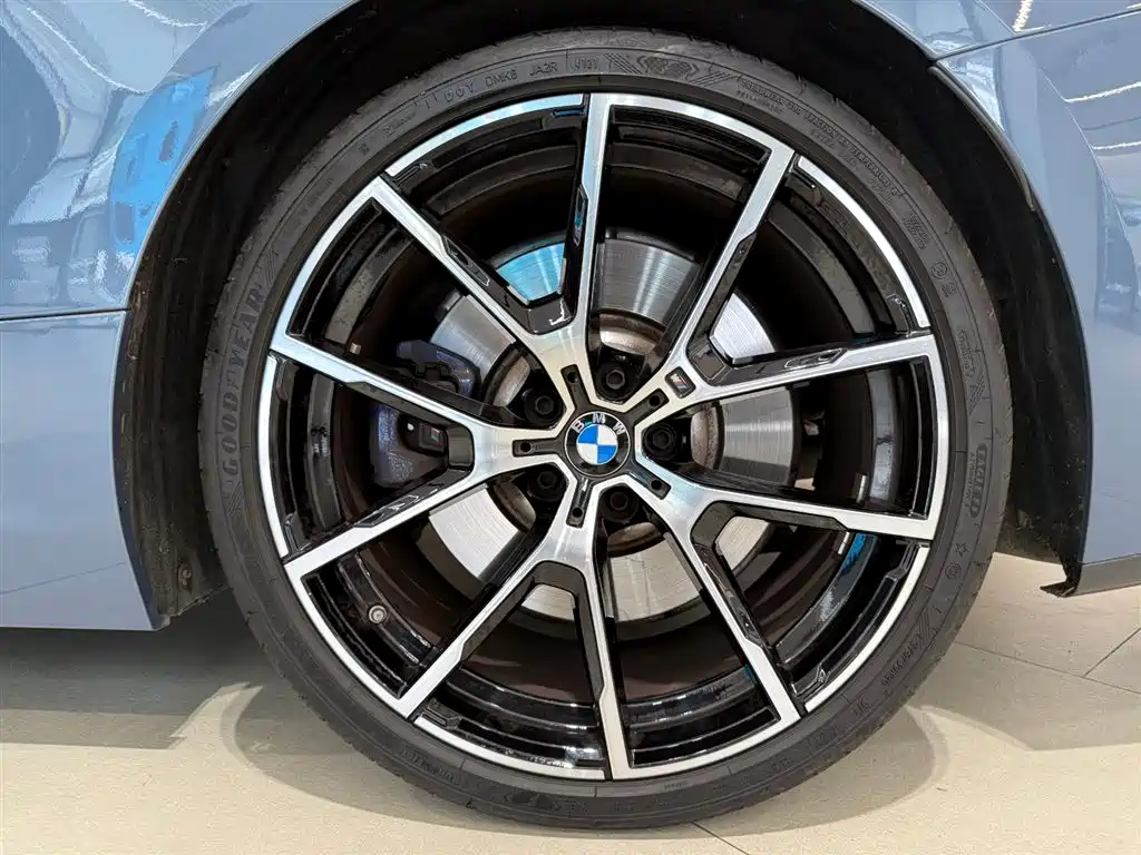BMW 8 Series 2022