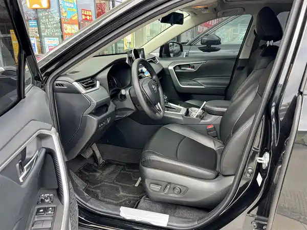 Toyota RAV4 2022