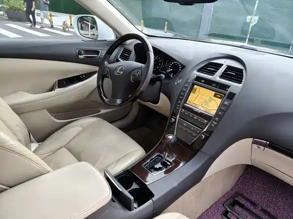 Lexus ES 2010