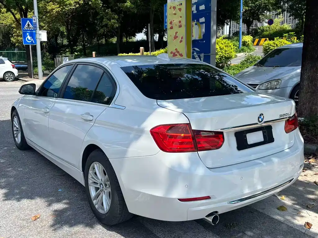 BMW 3 Series 2015