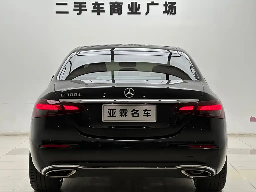 Mercedes-Benz E-Class 2022 — фото 3